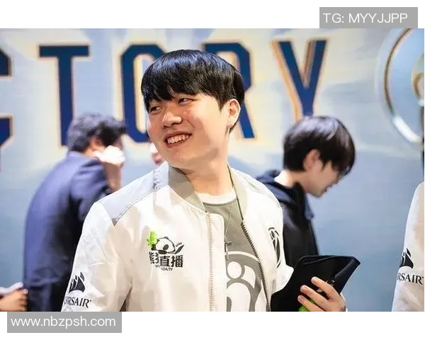 深入分析FPX战队边路渗透策略及其在英雄联盟中的应用与影响